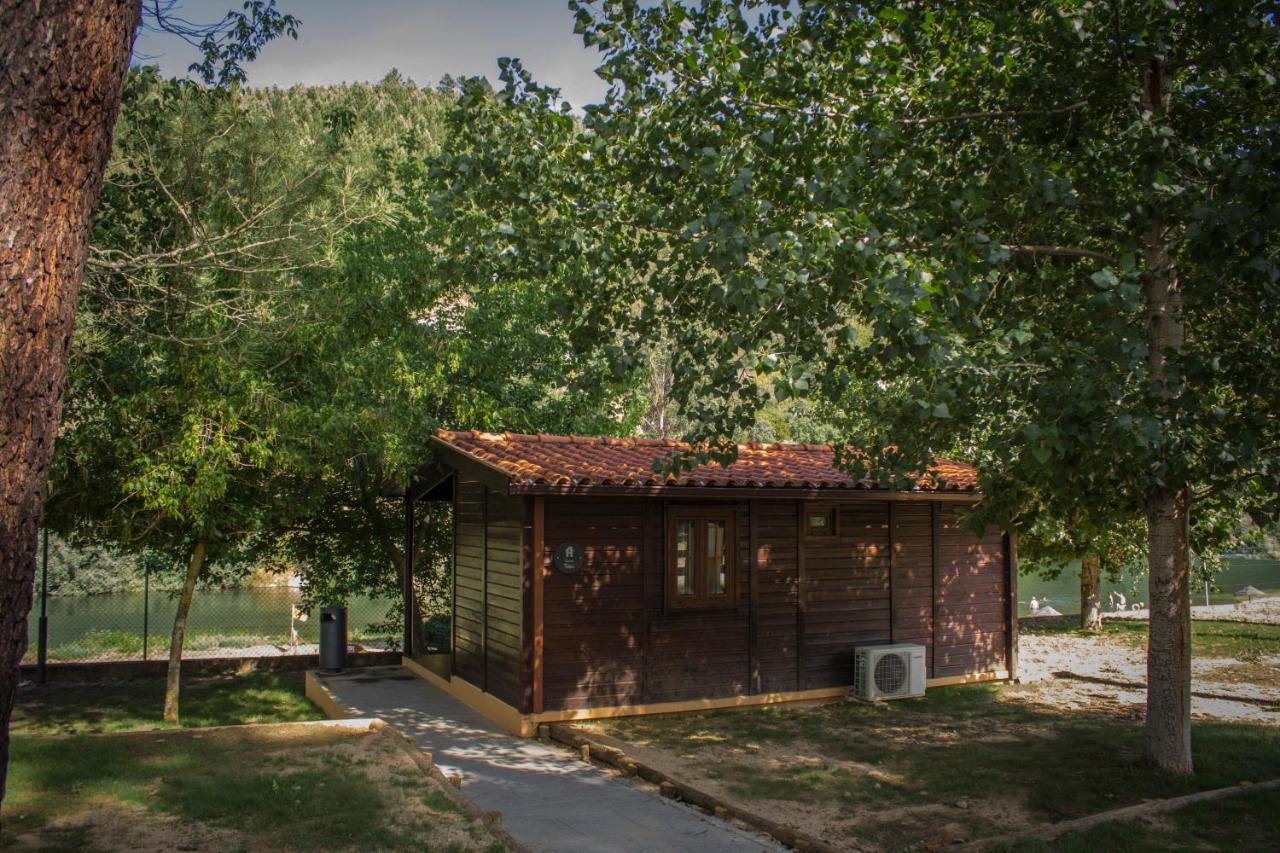 Janeiro de Baixo Xisto Camping מראה חיצוני תמונה